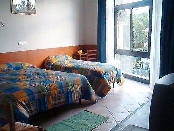 Lastra Bed & Car ลาสตรา อา ซินญา ภายนอก รูปภาพ